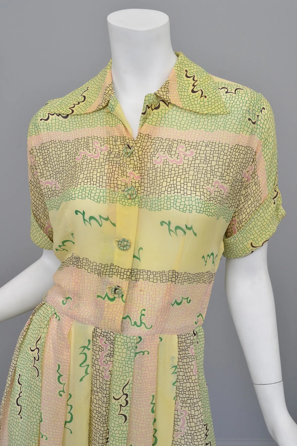 1940s Sketchy Novelty Print Spring Dress