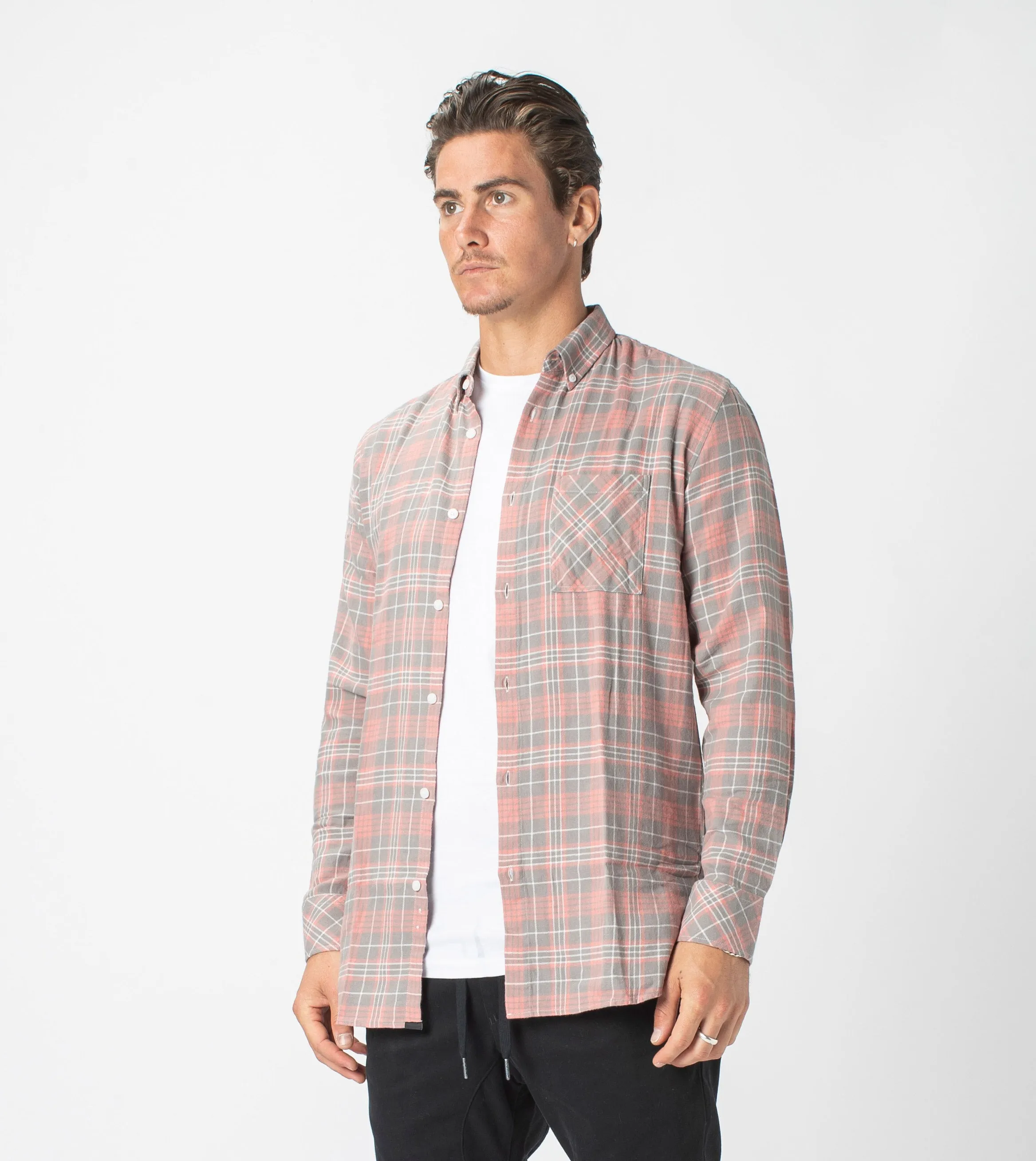 7 Foot Work Flannel LS Shirt Washed Peach