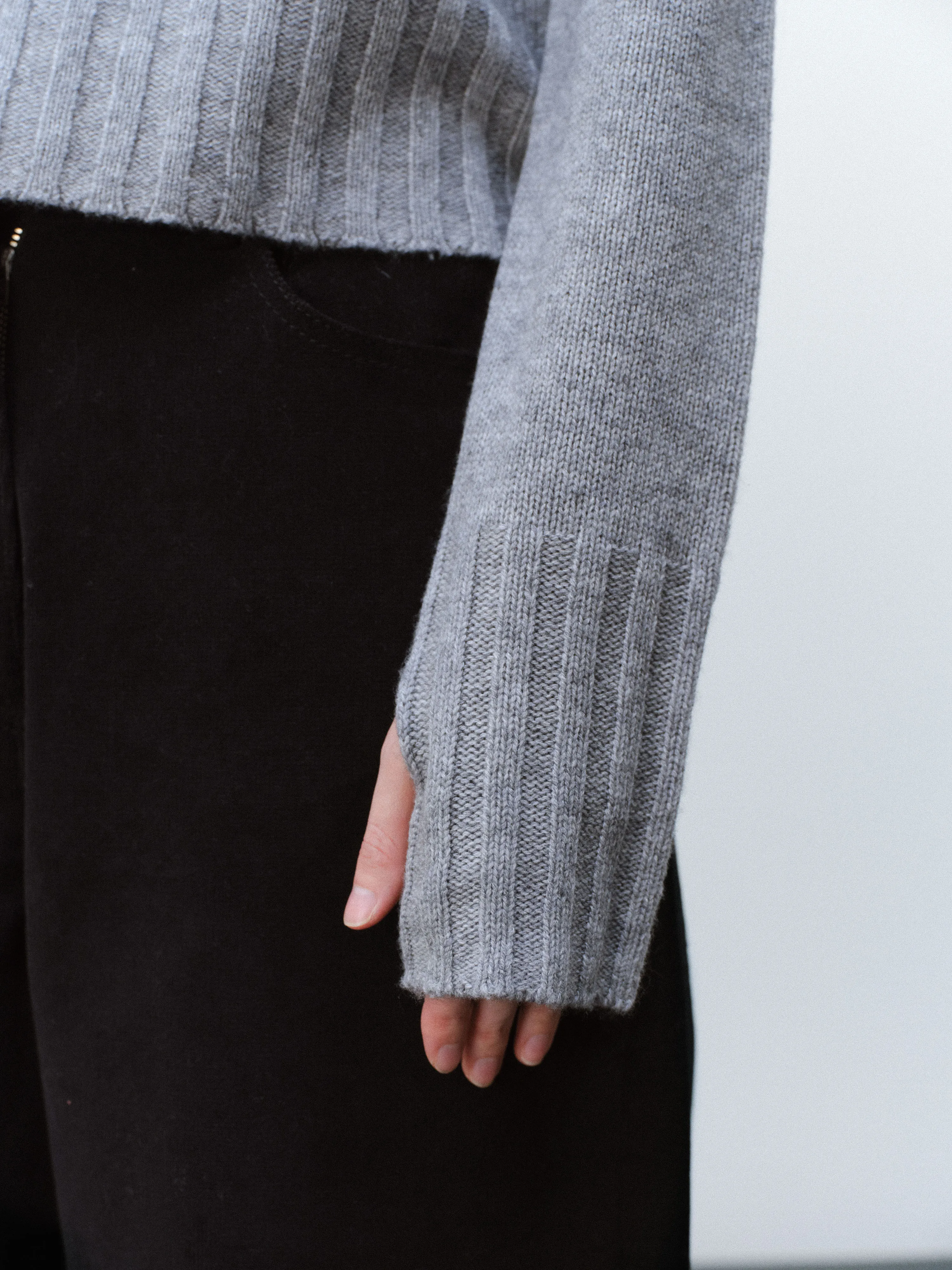 (WOMEN) LEVI CASHMERE WOOL KNIT (LIGHT GREY)